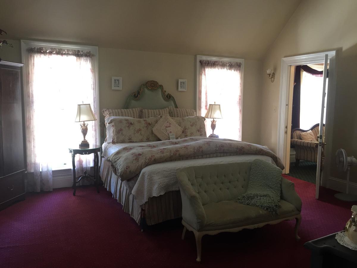 The Gables Wine Country Inn Santa Rosa Habitación foto